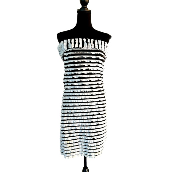 Ruffled Off Shoulder Dress by Samuel Dong Size XL - Picture 3 of 5